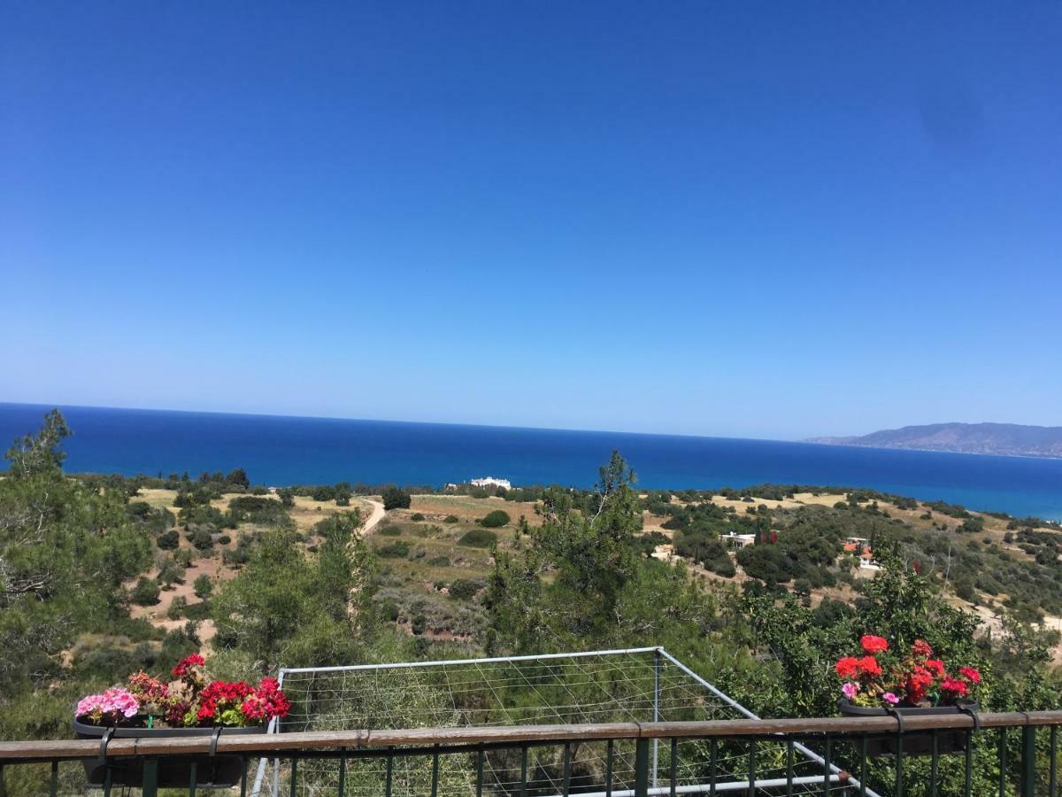 Philip'S Holiday House Neo Chorio Exterior foto