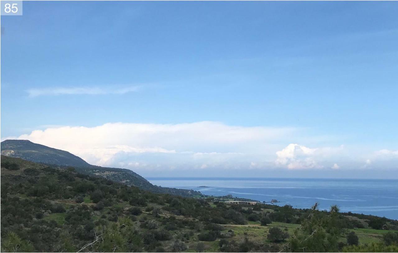 Philip'S Holiday House Neo Chorio Exterior foto